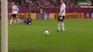 آلمان ۴-۲ یونان (خلاصه بازی)