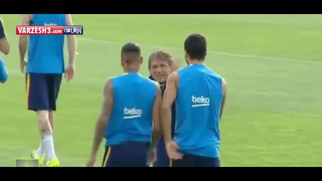 شوخی‌های بازیکنان بارسلونا در تمرینات