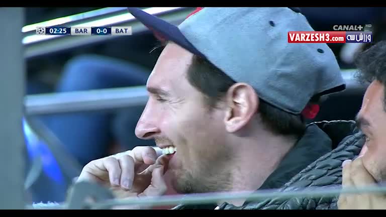 بگوبخند مسی و توران در حال تماشای بازی بارسلونا-باته بوریسوف