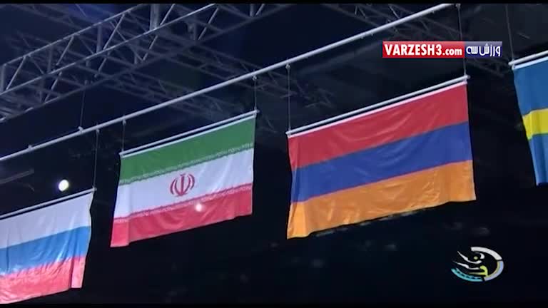 اهتزاز پرچم امام رضا(ع)  در کمیته ملی المپیک