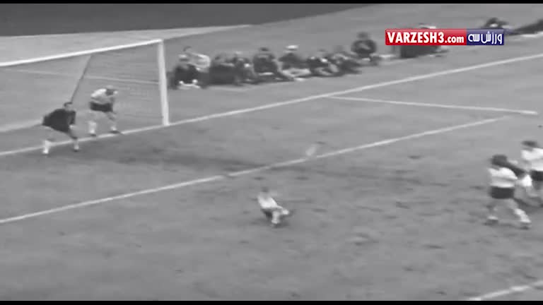 بازی خاطره انگیز انگلیس 4-2 آلمان (سال 1966)