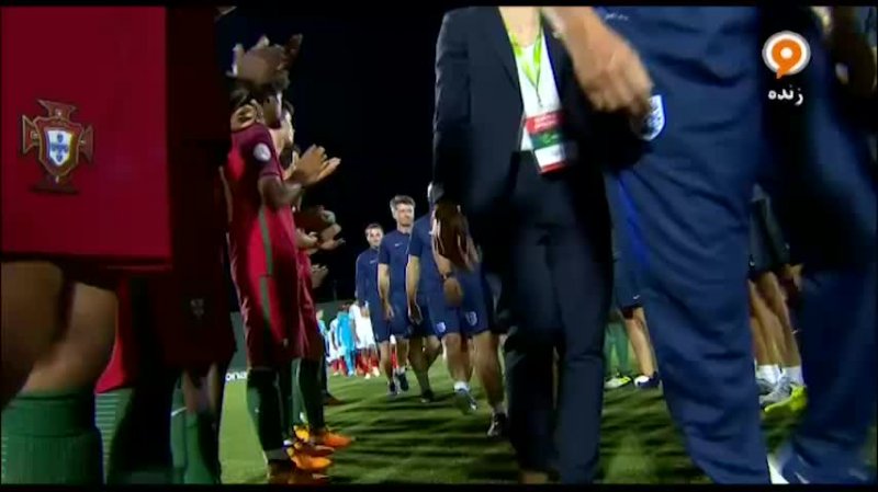 مراسم اهدای جام قهرمانی به تیم انگلیس