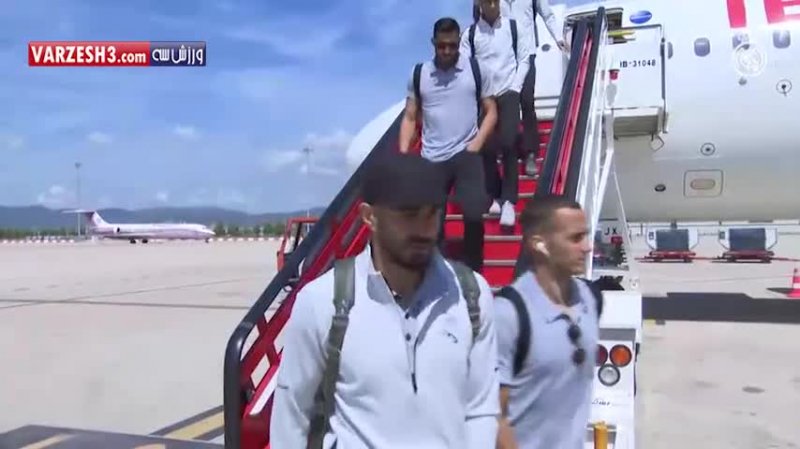 بازیکنان رئال مادرید به شهر بارسلونا رسیدند