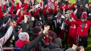 بالا بردن جام MLS توسط تورنتو برای اولین بار