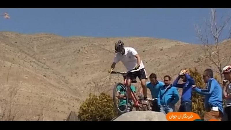 حواشی و مشکلات دوچرخه سواری تریال در ایران