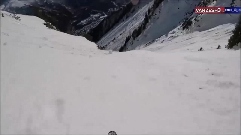 لحظات هیجان انگیز اسکی در کوههای آلپ