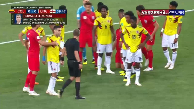 درگیری بازیکنان انگلیس-کلمبیا در جربان بازی