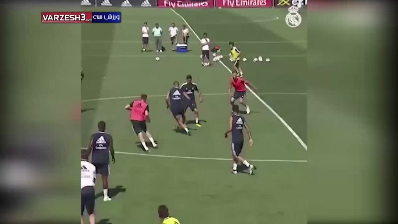 همکاری زیبای بازیکنان رئال مادرید در تمرین