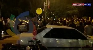 پایکوبی هواداران سپاهان در اصفهان