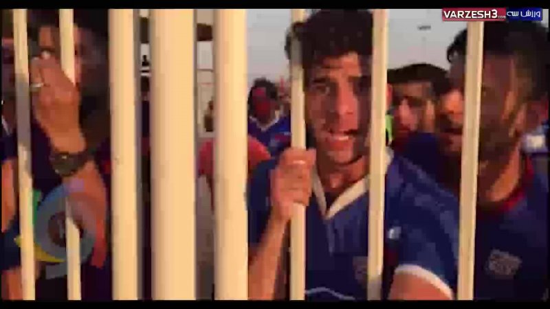 اعتراض هواداران داماش بدلیل عدم ورود به ورزشگاه
