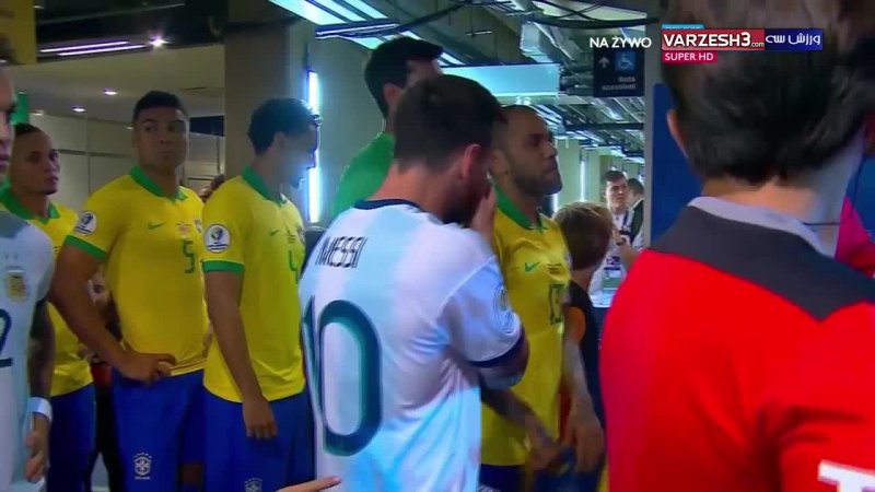 برخورد گرم لیونل مسی با بازیکنان تیم ملی برزیل