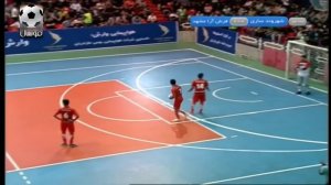 گل جالب دروازه‌بان فرش آرا به شهروند ساری
