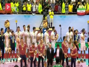 مراسم کامل اهدای جام به تیم ملی والیبال ایران