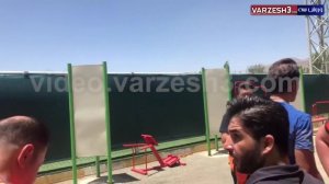 ساعت عادل گم شد؛ علی کریمی: ساعت فیک ننداز!