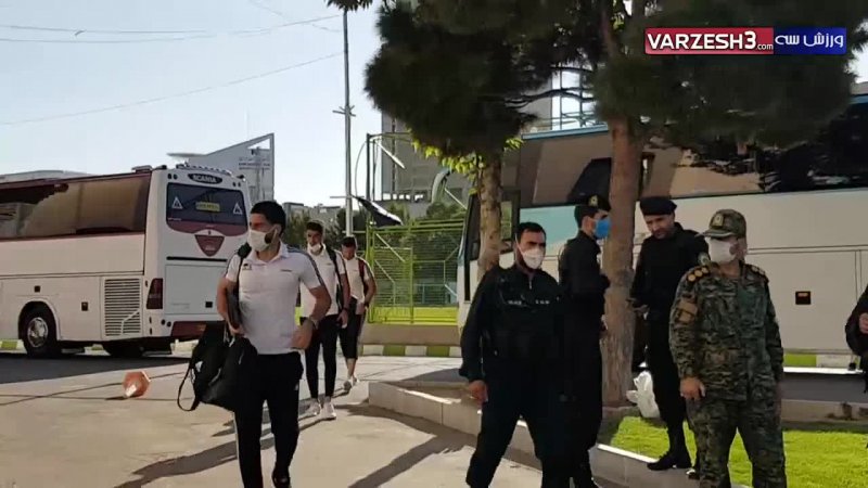 ورود تیم تراکتور به ورزشگاه امام رضا مشهد