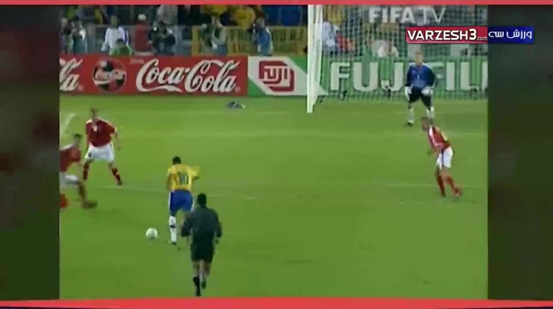 شوت تماشایی ریوالدو در جام جهانی ۱۹۹۸ به دانمارک